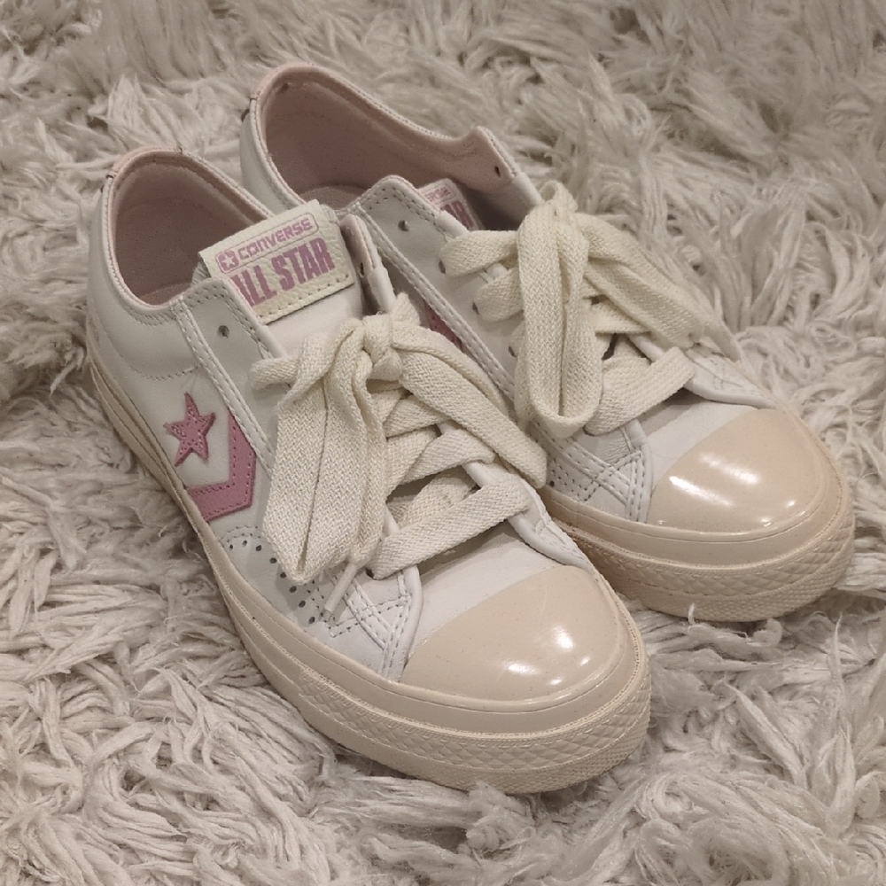 Converse All Star White and Pink Sneakers